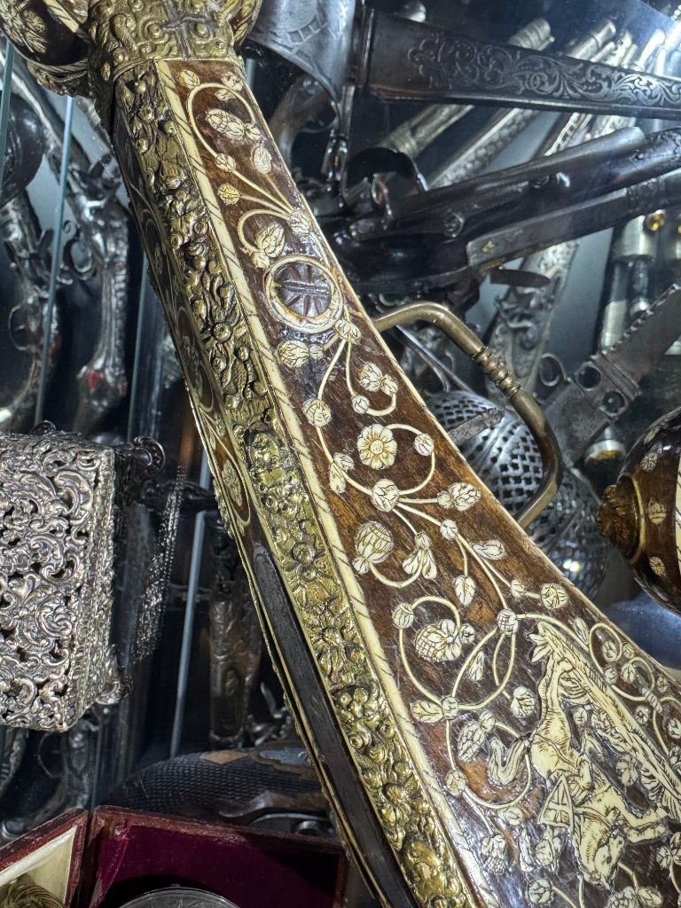 Gold arabesque work
